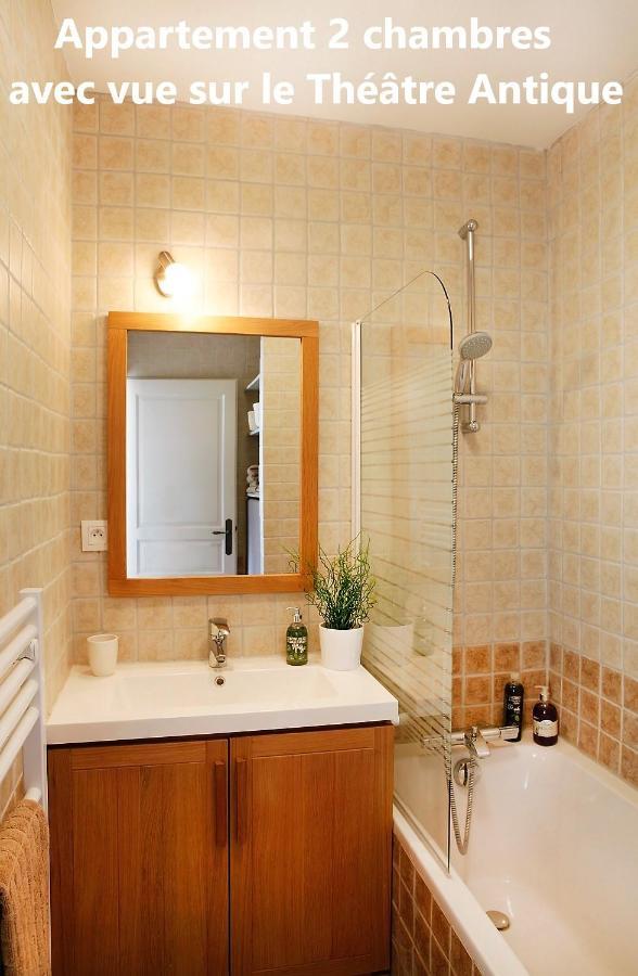 Holiday In Arles -Appartement Du Theatre Antique Екстериор снимка